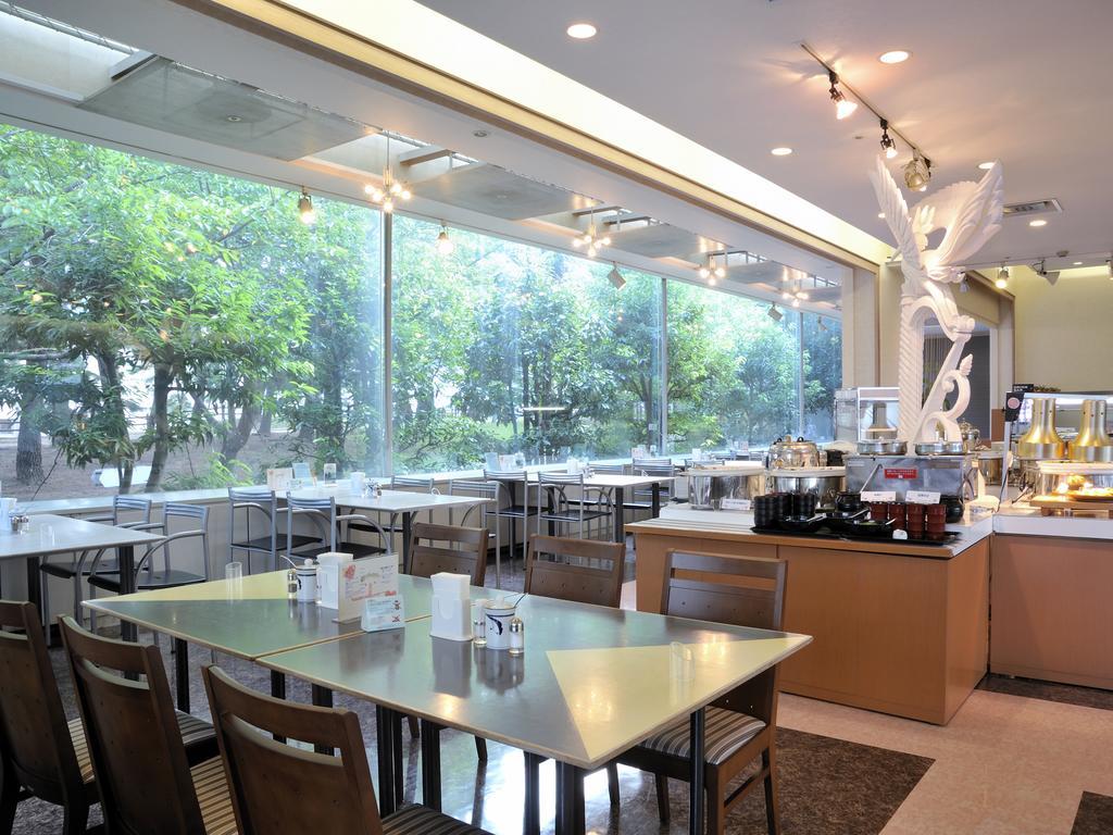 Hotel Crown Palais Kitakyushu Exterior foto